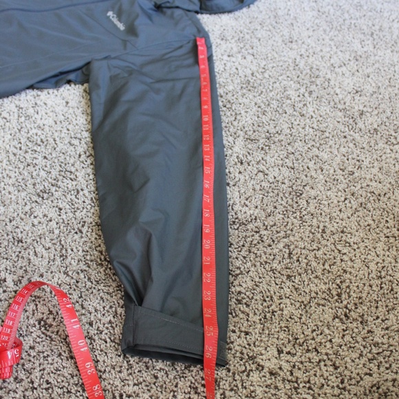 Men's Columbia Jacket - Picture 8 of 11